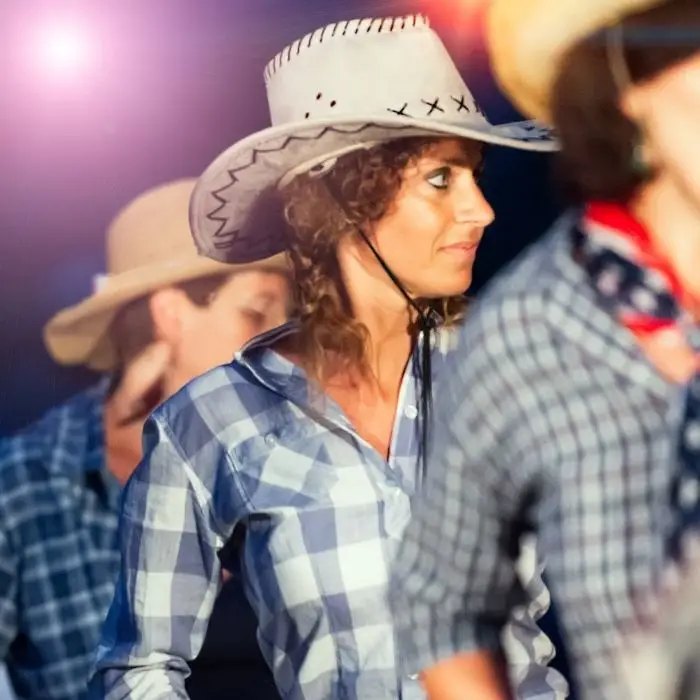 Country dances at a wedding in Rome