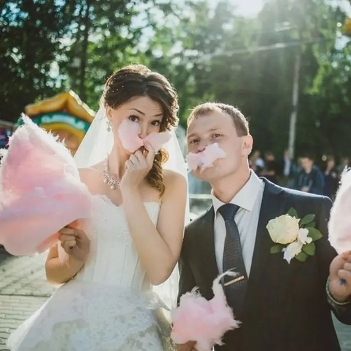 Cotton candy cart